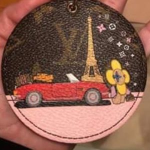 Meet your Posher, Tara